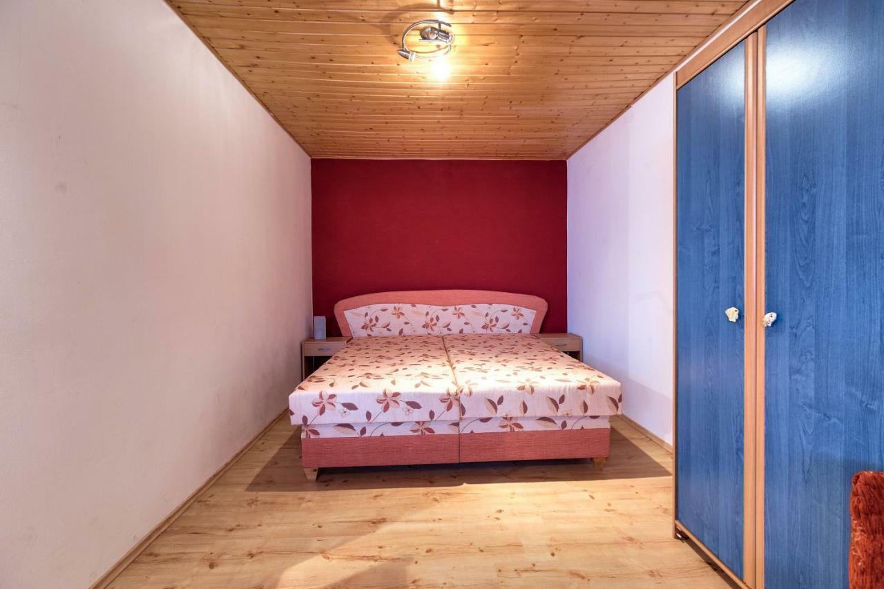 מלון Podhájska Apartmanovy Dom Red מראה חיצוני תמונה