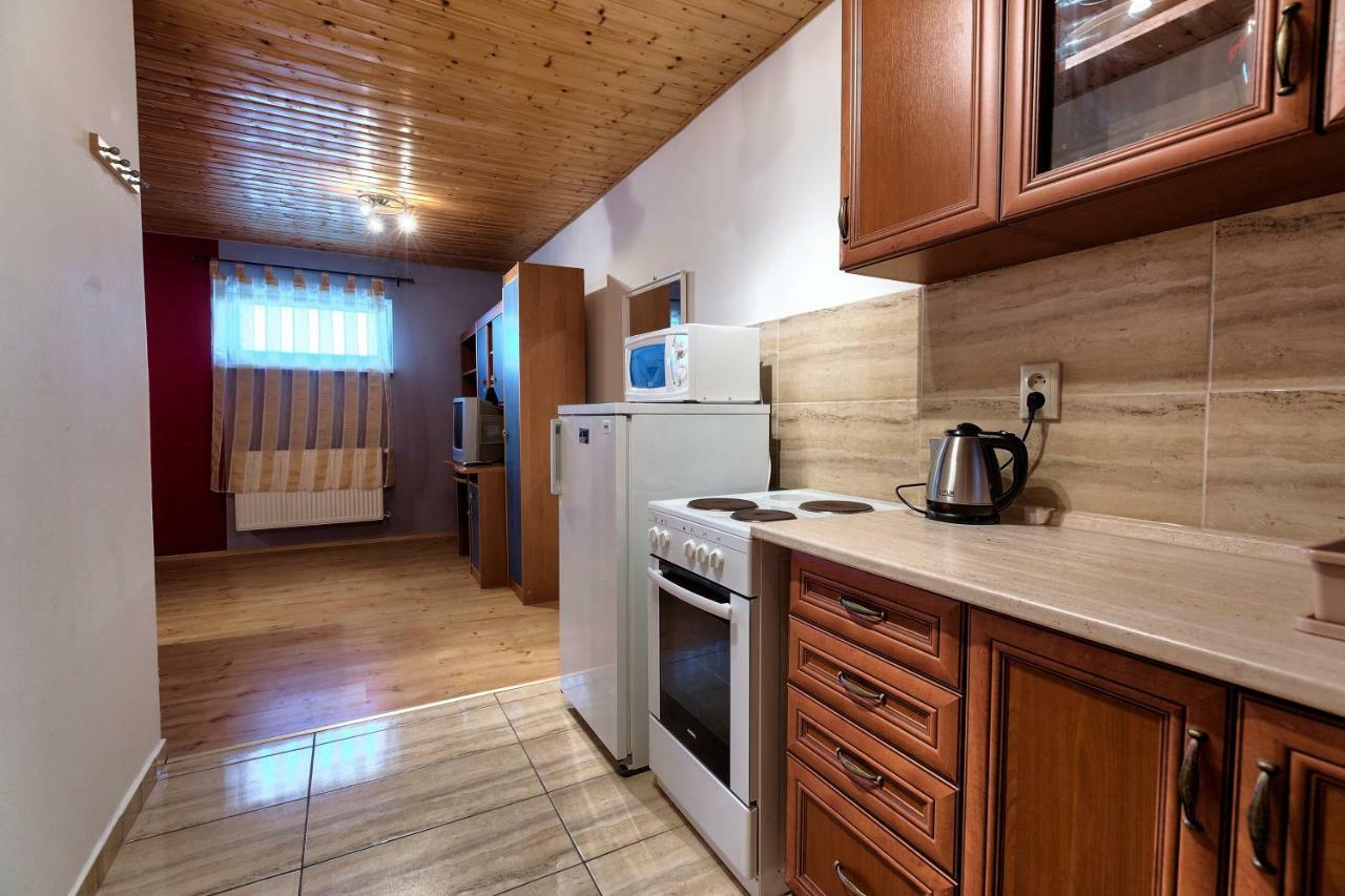 מלון Podhájska Apartmanovy Dom Red מראה חיצוני תמונה